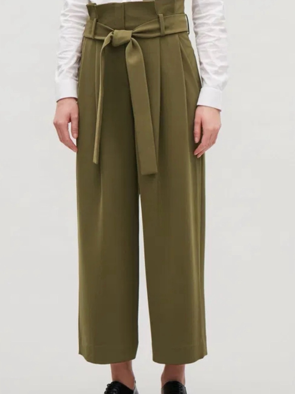 High-Waist Paperbag Tie-Waist Pants - COS - Olive Size 2